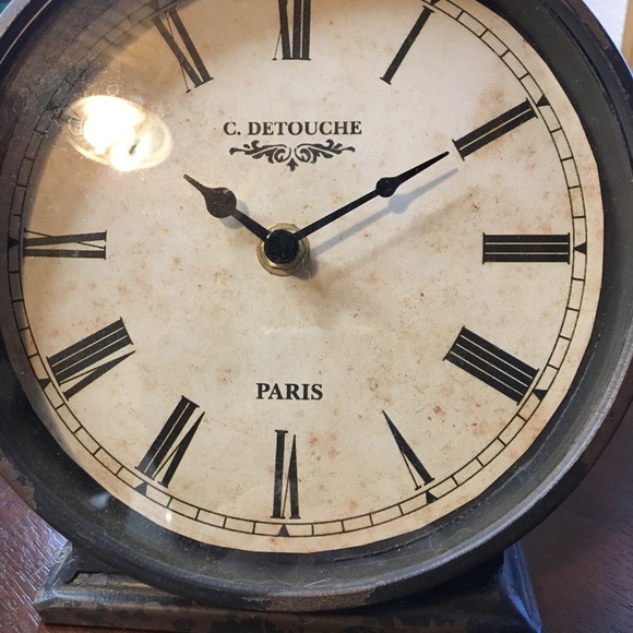 Paris Clock in the shape of scales. NWT - Picture 6 of 8